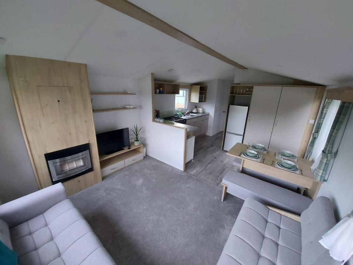Woofles Luxury Caravan At Knaresborough Lido מראה חיצוני תמונה